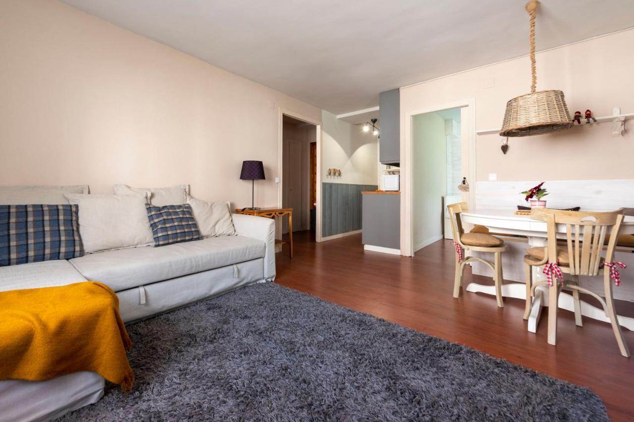 Musales ☆ Apartamento Para 4 Personas Con Ascensor Apartman Sallent de Gállego Kültér fotó